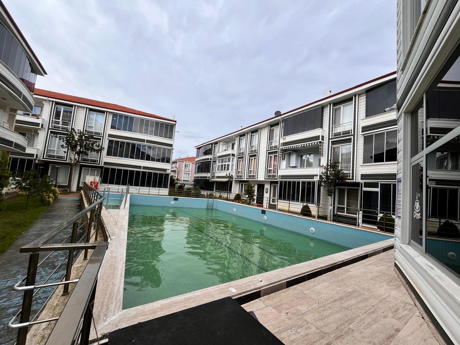 KARASU YENİ MH DE ÇİFT HAVUZLU LÜKS SİTEDE 2+1 MASRAFSIZ DAİRE — Satılık Daire, Karasu